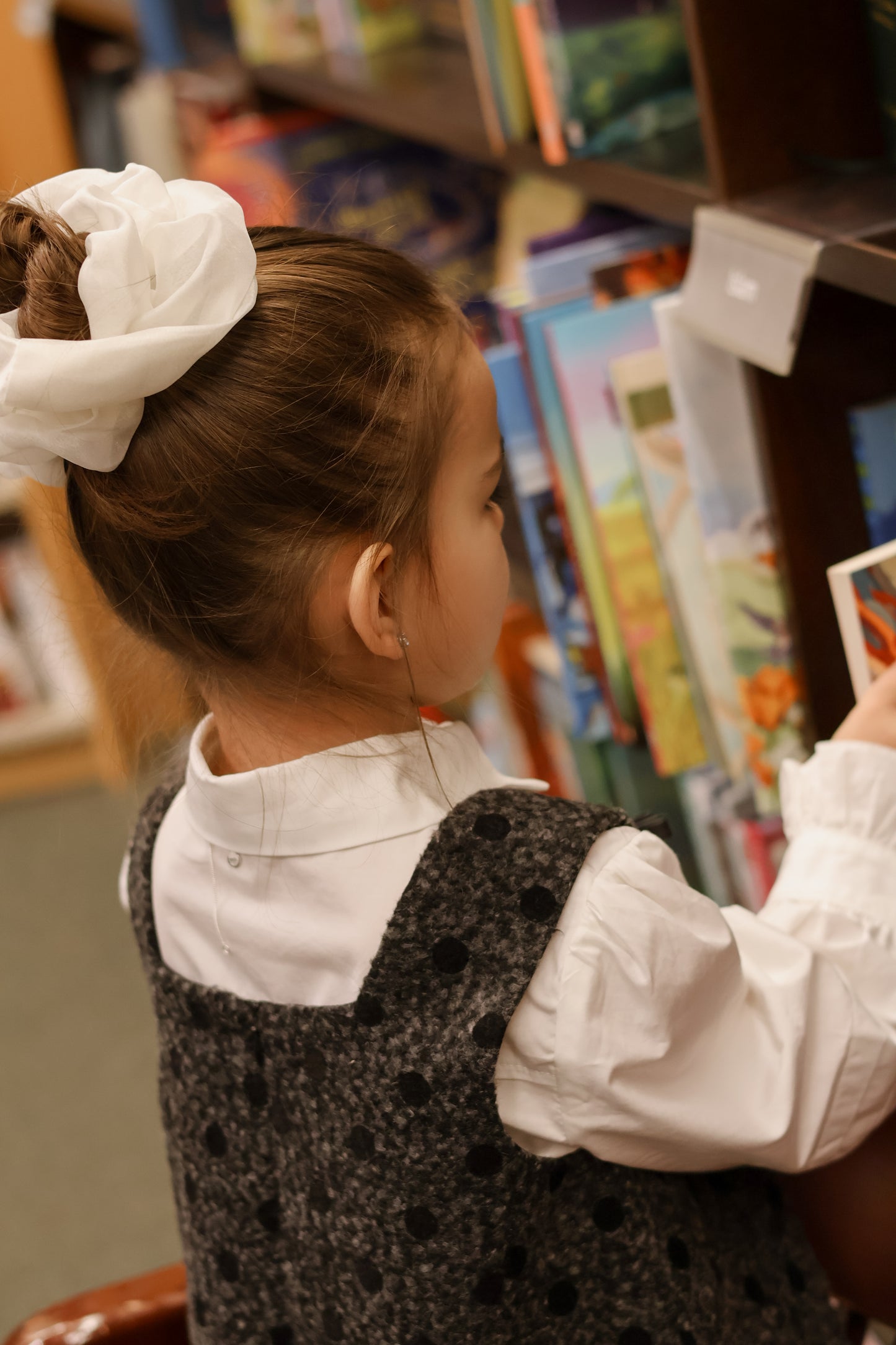 Girls Cloud White Organza Scrunchie
