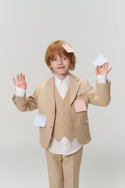 Back to School, But Make It Chic: Pre-Fall 2025 Looks for Picture Day & Beyond