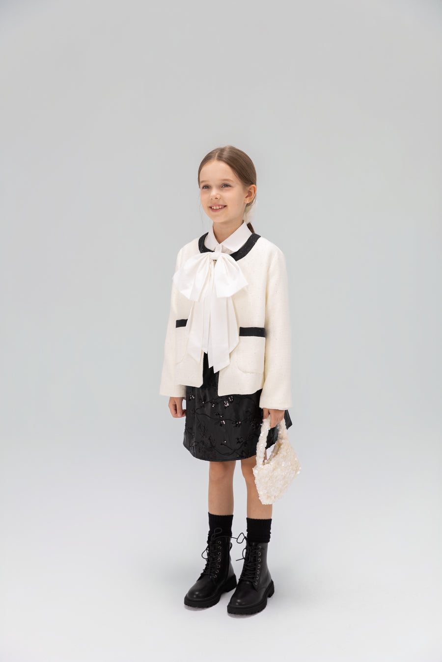 The Detachable Bow Collar Blouse