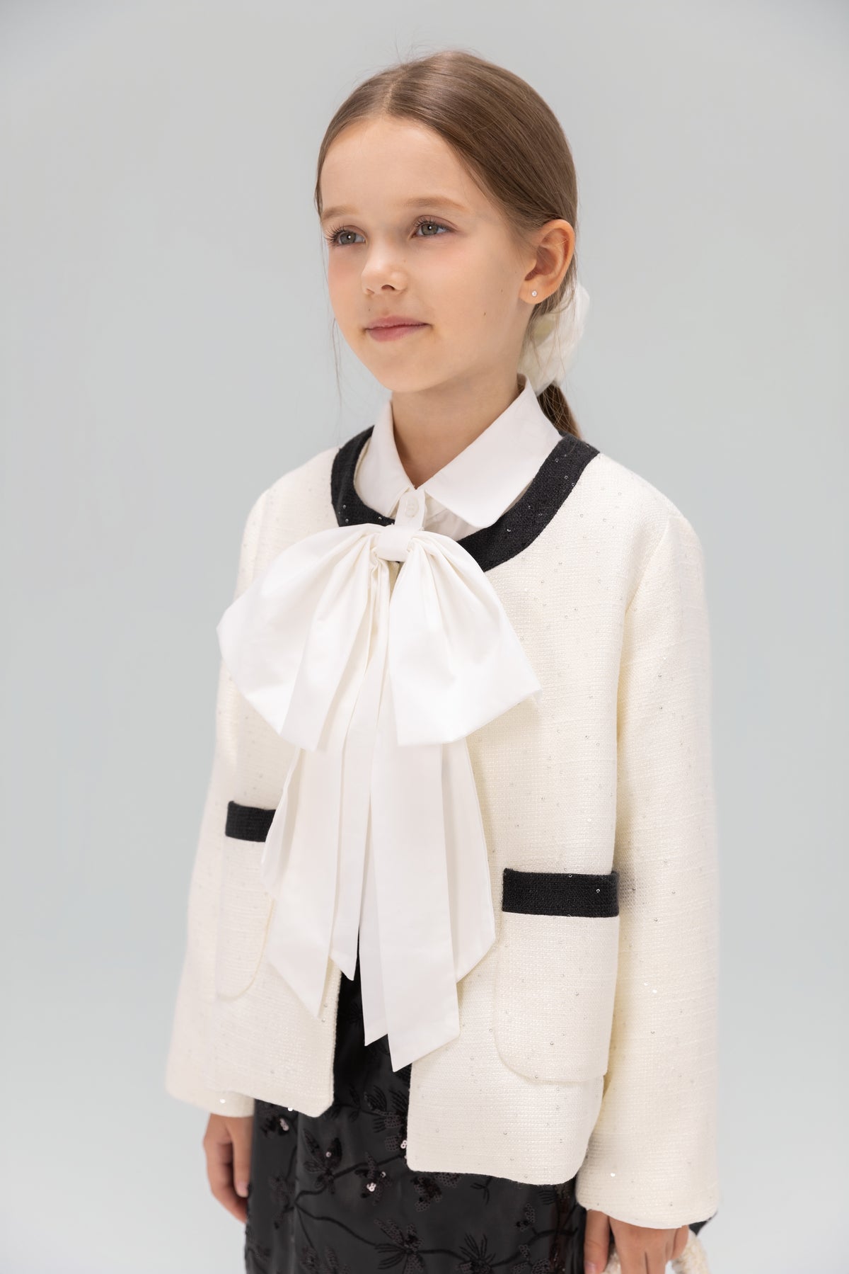 The Detachable Bow Collar Blouse
