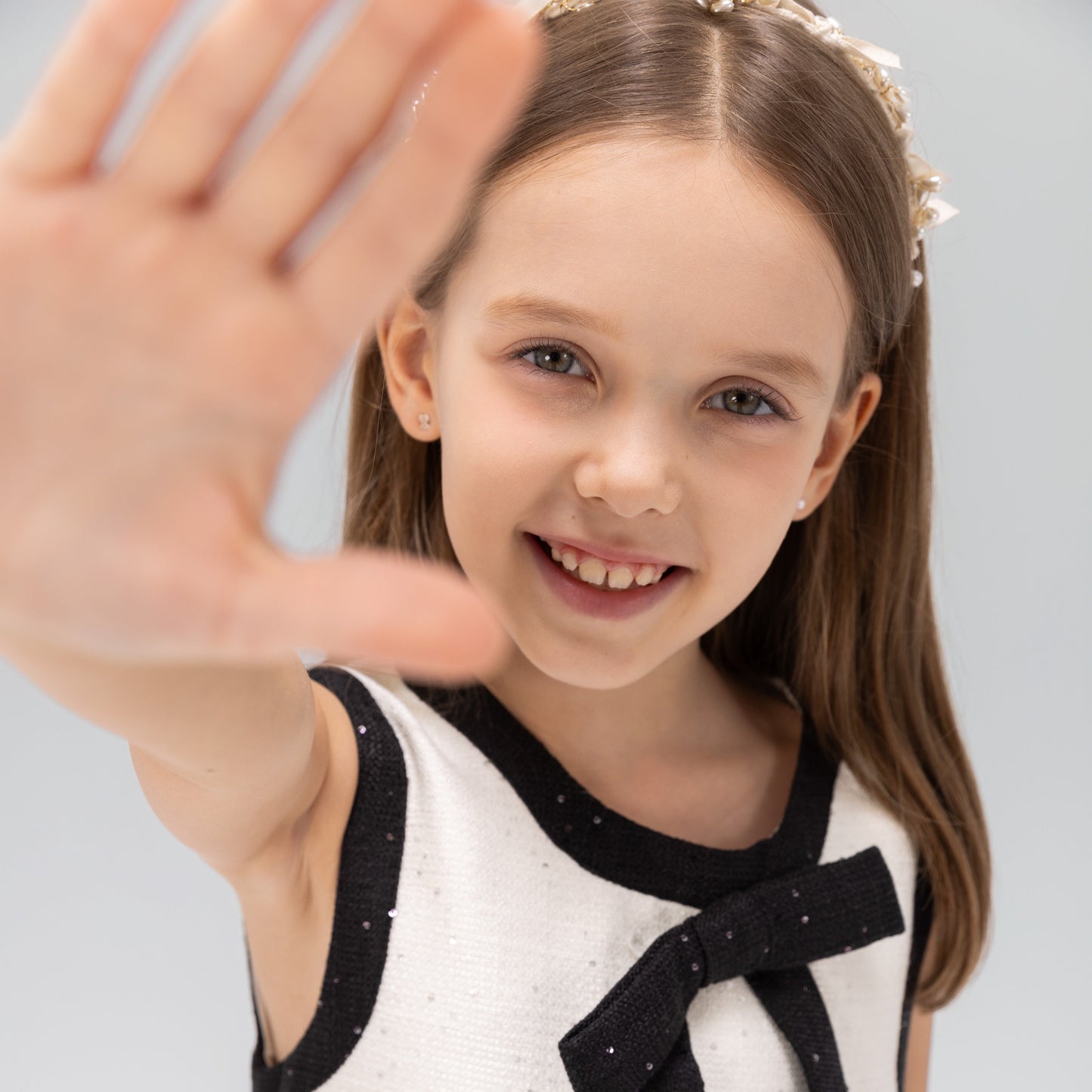 Girls Bow Hairband - Pearl