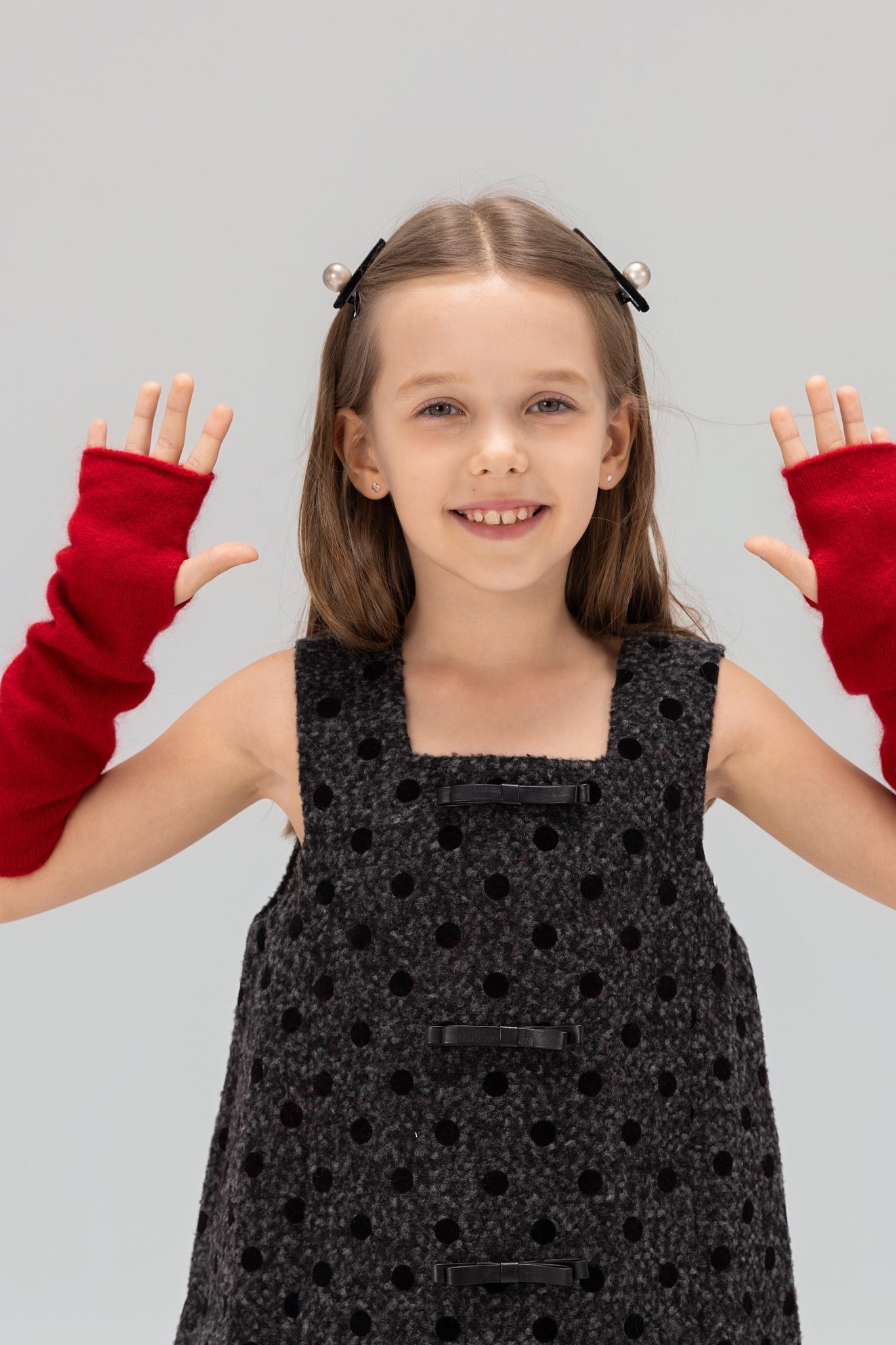 Girls Pearl Hair Clips – Set of Two – Black Velvet