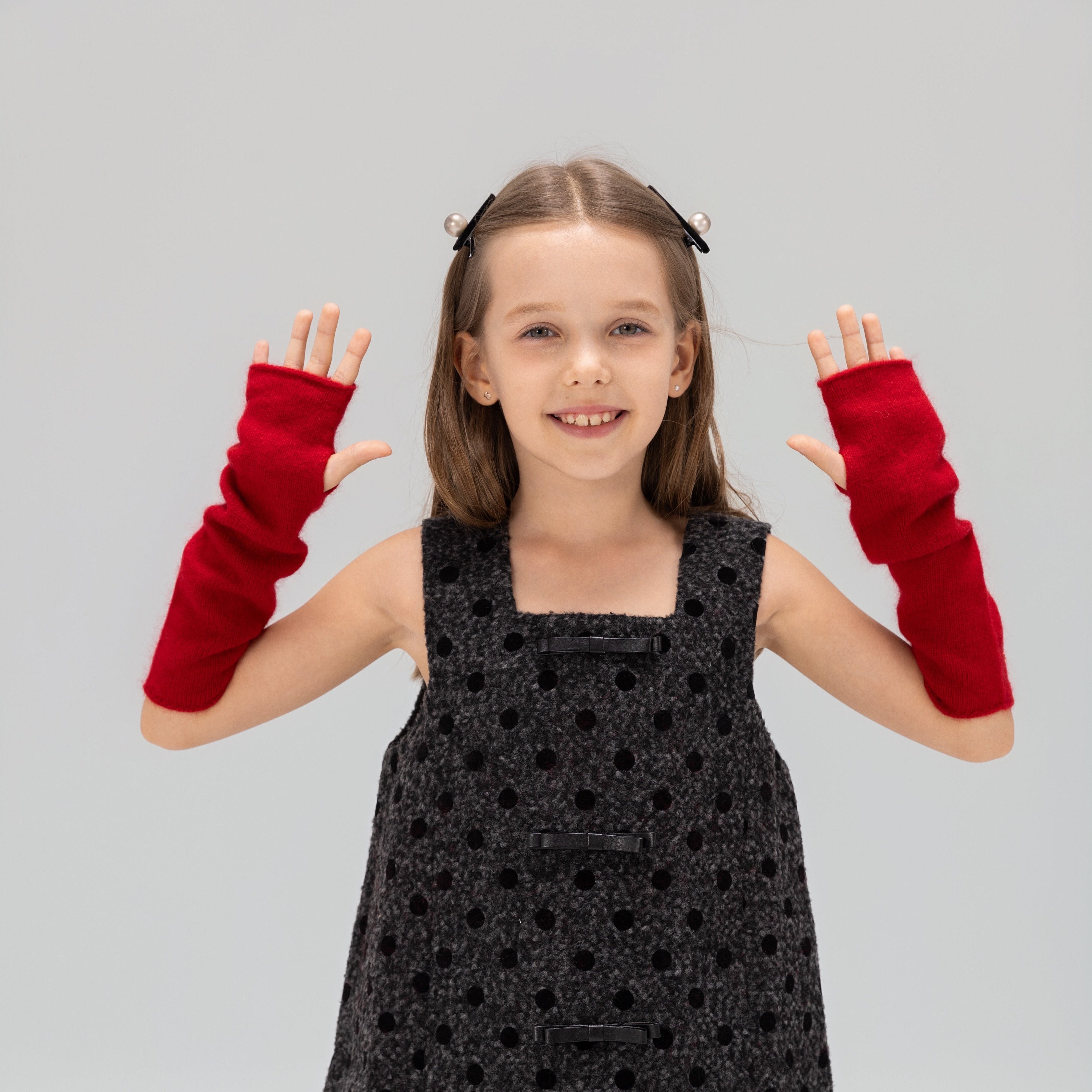 Girls Pearl Hair Clips – Set of Two – Black Velvet