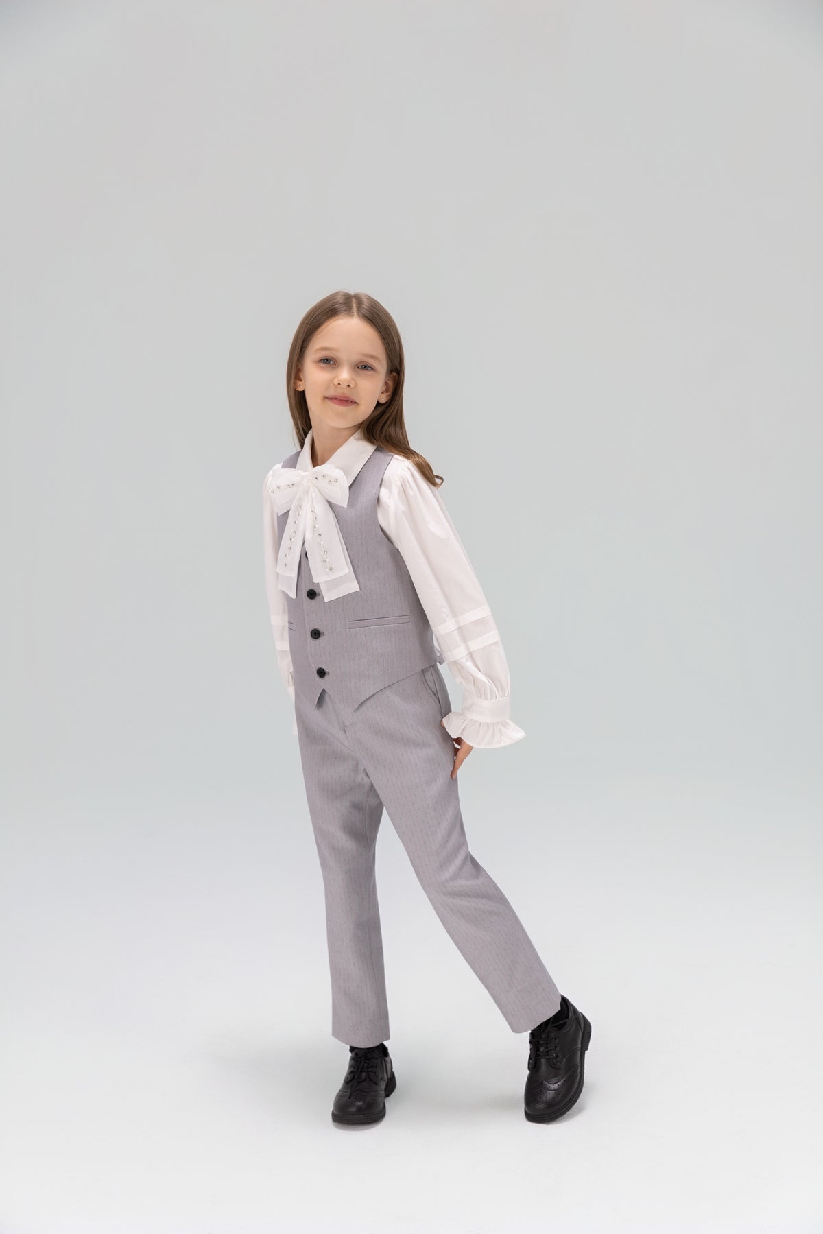 The Detachable Bow Collar Blouse