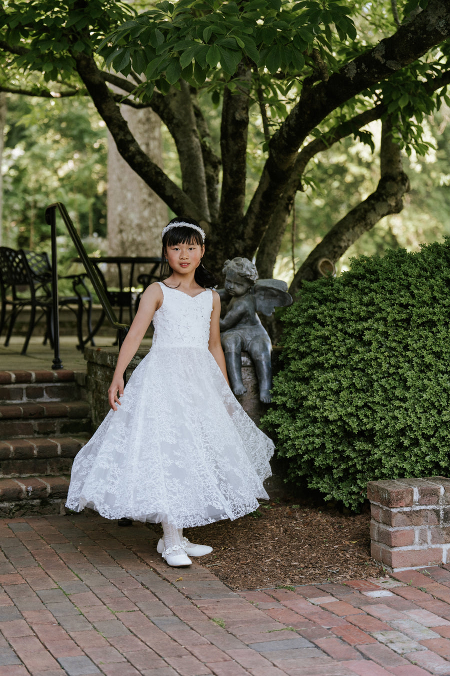 Ivory Chantilly Lace Flower Girl Dress