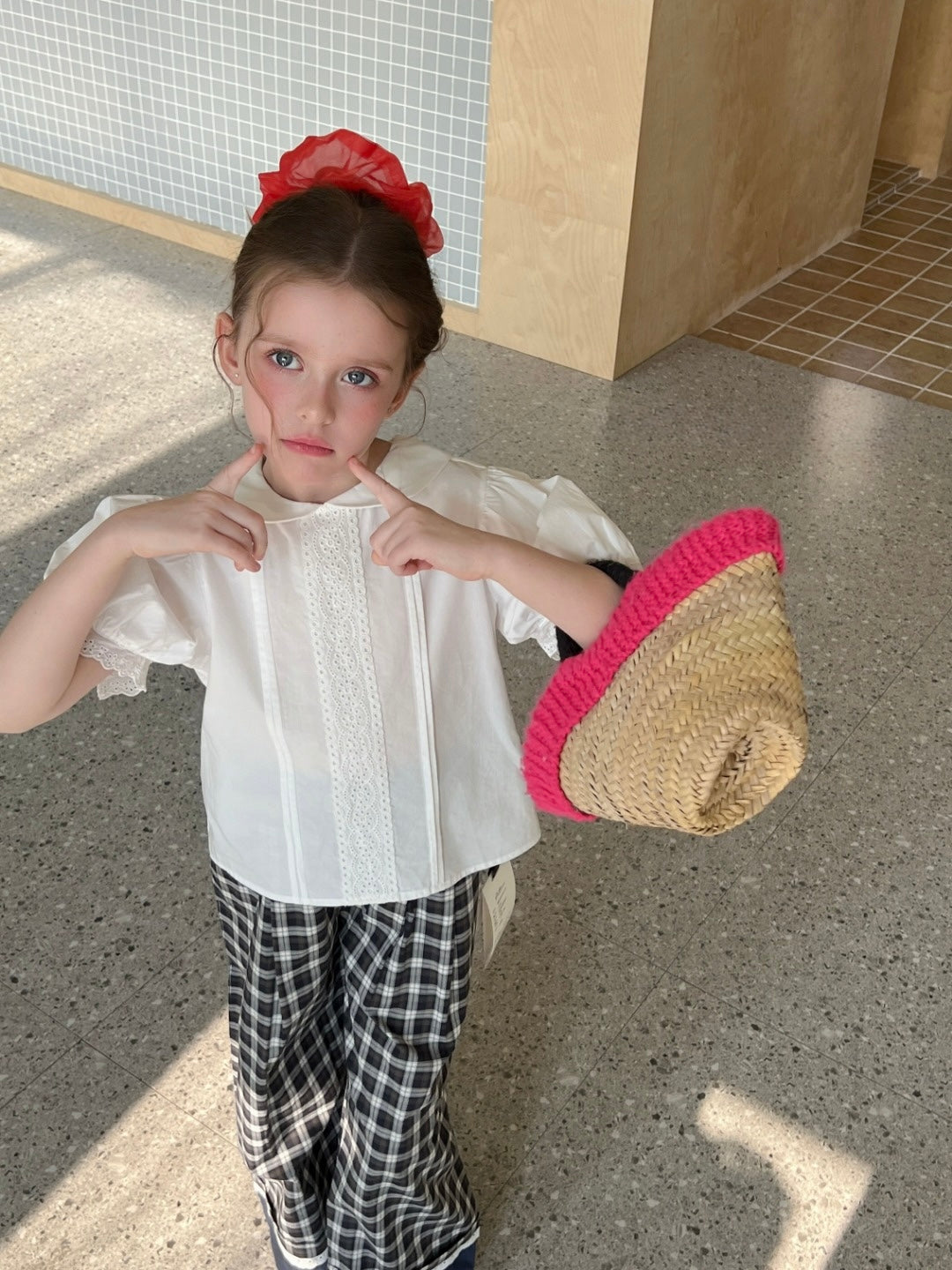 Petal Collar Lace Blouse