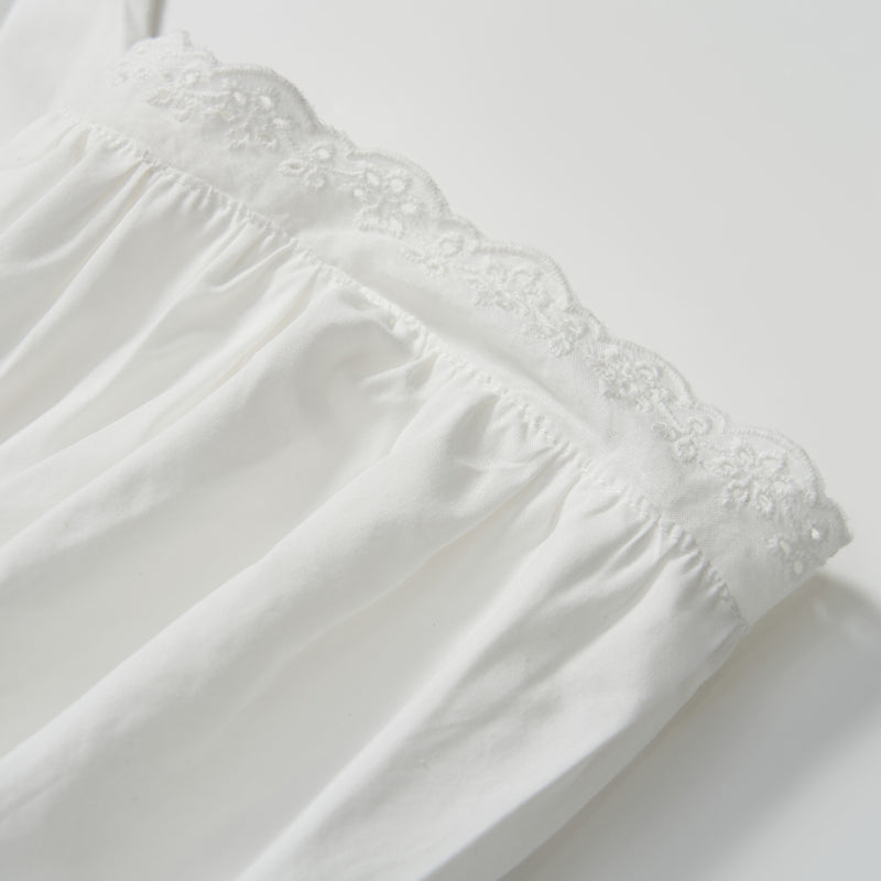 Petal Collar Lace Blouse