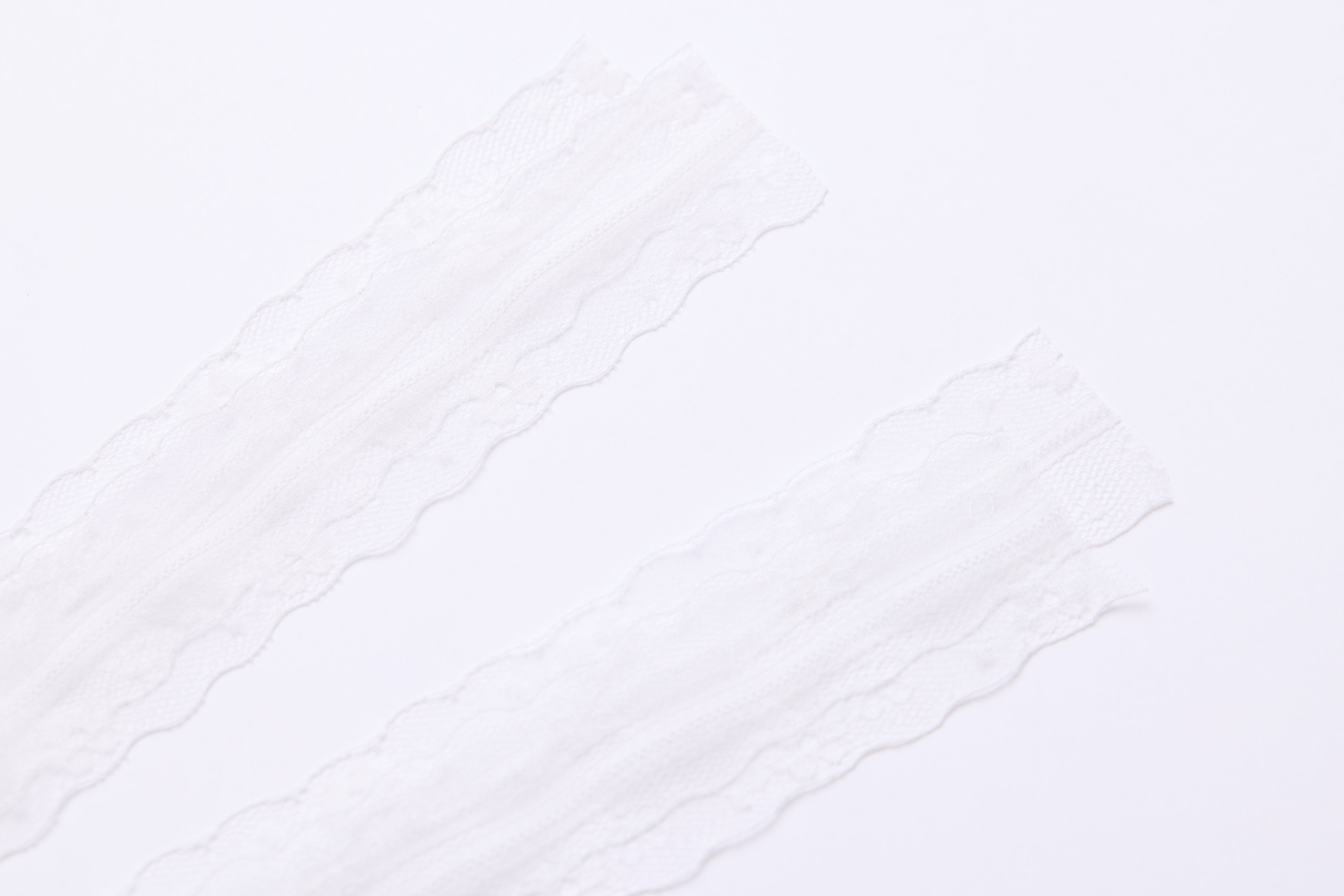 Moonlit Pearl Lace Headband