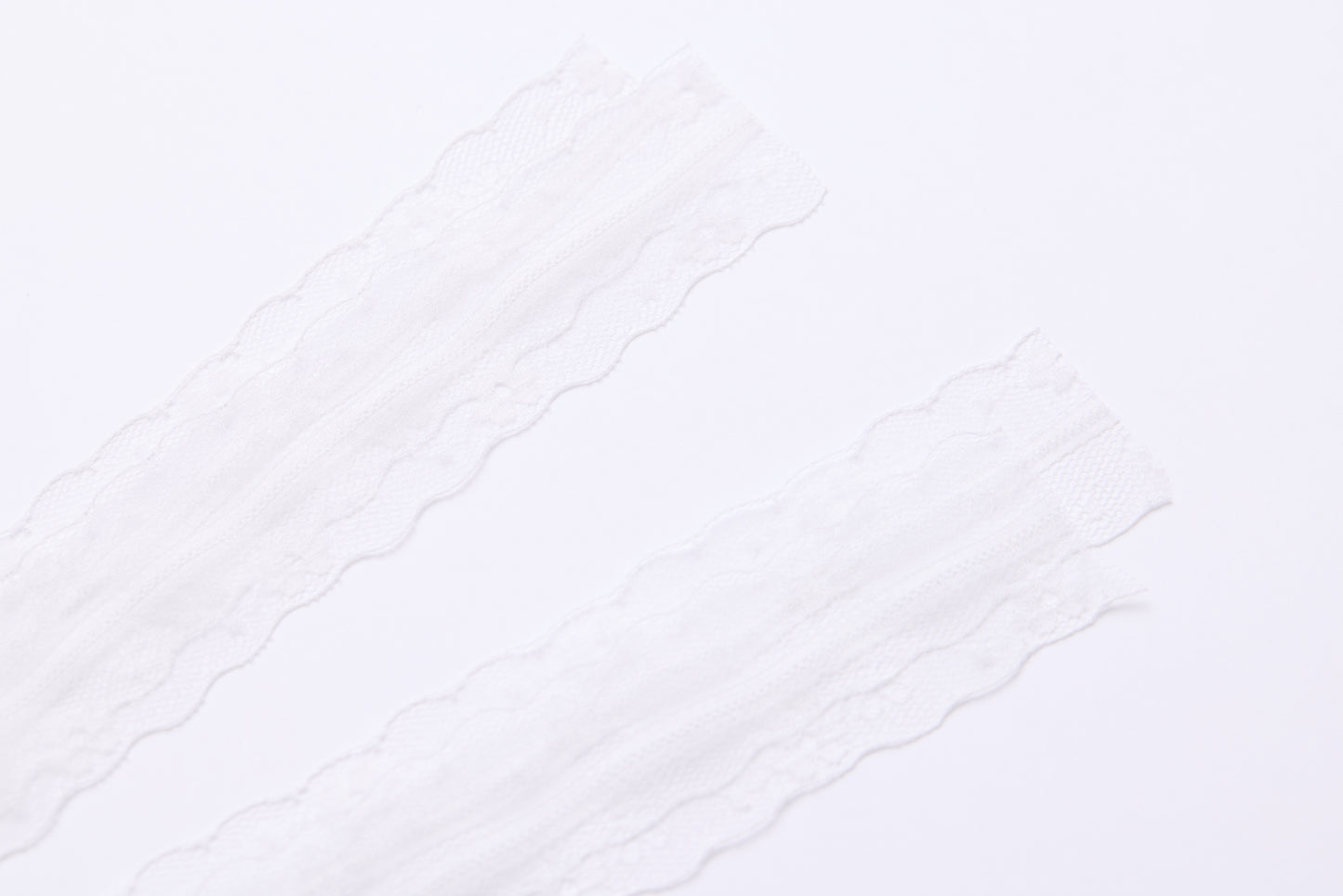 Moonlit Pearl Lace Headband