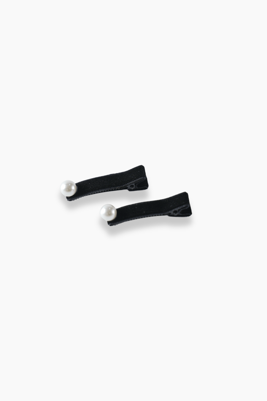 KIKI and JOJO Girls Velvet Pearl Hair Clip (2 Pack) in black features handmade craftsmanship, with each clip adorned by a faux pearl and displayed against a plain white background.